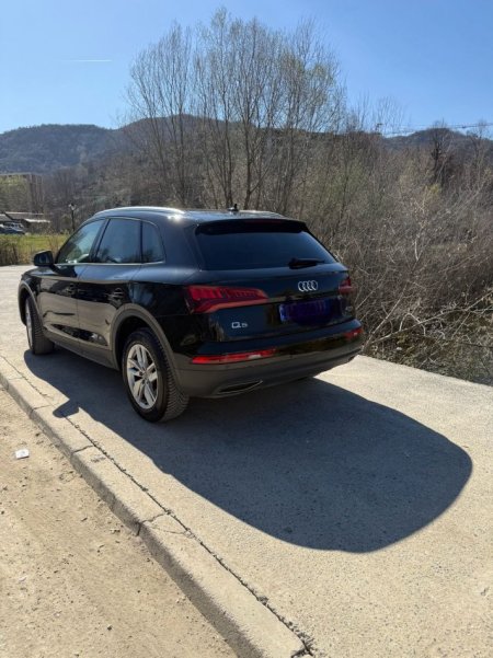 Shqiperi, shitet SUV | Fuoristrad | Xhip AUDI Q5 TDI Quattro Nafte, e zeze automatik Klima 93.000 km 32.400 €
