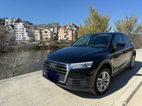 Shqiperi, shitet SUV | Fuoristrad | Xhip AUDI Q5 TDI Quattro Nafte, e zeze automatik Klima 93.000 km 32.400 €