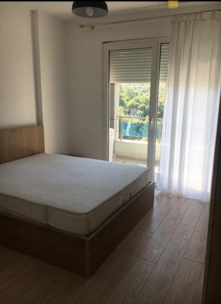 Tirane, shitet apartament 1+1+Ballkon Kati 4, 72 m² 142.000 € (Kopshti Zoologjik, Kompleksi Mateo)