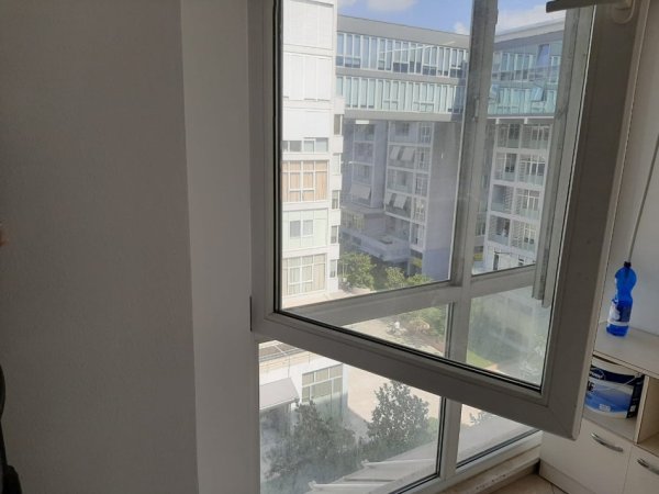 Tirane, jepet me qera apartament 1+1+Ballkon Kati 2, 62 m² 650 € (Komuna e Parisit te Kika 2)