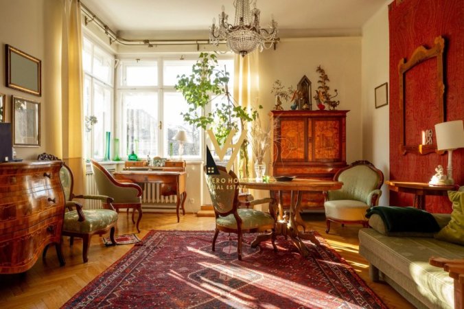 Tirane, jepet me qera apartament 2+1+Ballkon Kati 4, 120 m² 550 € (PALLATI ME SHIGJETA)