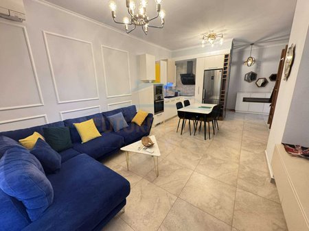 Tirane, shitet apartament 2+1 Kati 5, 92 m² 165.000 € (unaza e re)