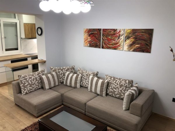Tirane, jepet me qera apartament 1+1 Kati 2, 65 m² 650 € (myslym shyri)