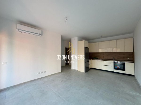 Tirane, jepet me qera apartament 2+1+Ballkon Kati 2, 74 m² 800 € (Myslym Shyr)