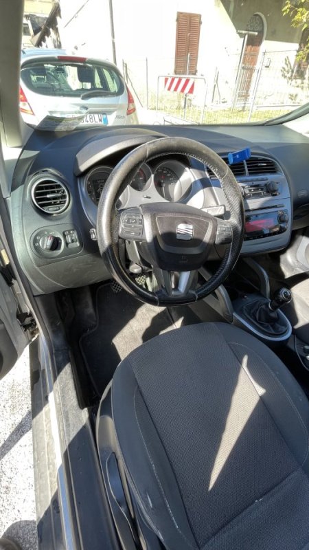 Shes makine Seat Altea XL Nafte, gri metalizato manuale Kondicioner 287.000 km 2.800 €