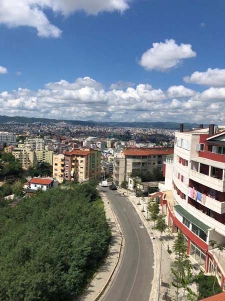 Tirane, shitet apartament 1+1 Kati 7, 84 m² 138.000 € (fresk)