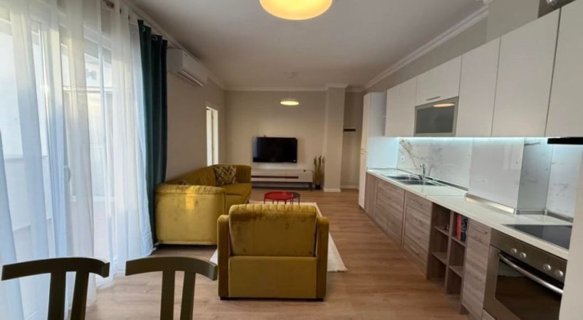 Tirane, shitet apartament 1+1 Kati 7, 84 m² 138.000 € (fresk)