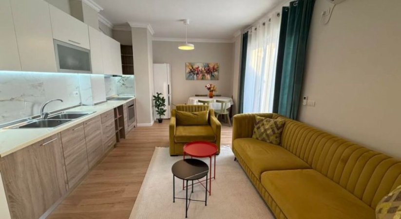 Tirane, shitet apartament 1+1 Kati 7, 84 m² 138.000 € (fresk)