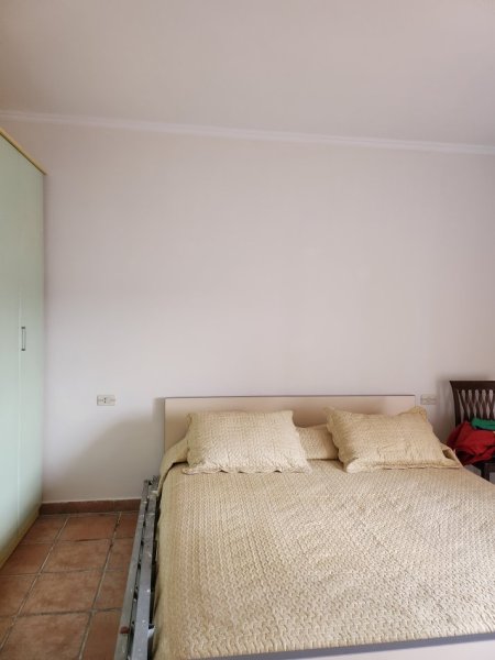 Tirane, jepet me qera apartament 3+1+Aneks+Ballkon , 245 m² 1.200 € (Rr.Pjeter Bogdani)