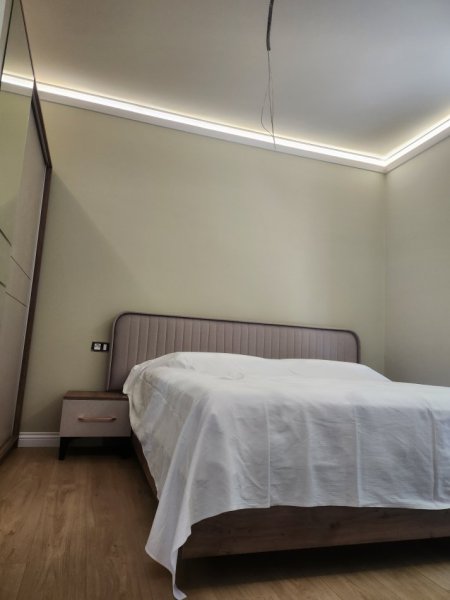 Korce, jepet me qera apartament 1+1 Kati 2, 62 m² 500 € (BULEVARDI SHEN GJERGJI Korce)