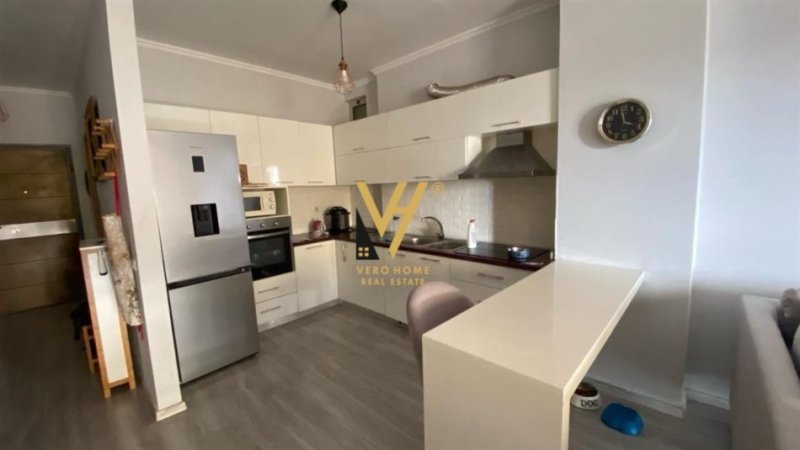Tirane, shitet apartament 2+1+Ballkon Kati 10, 104 m² 280.000 € (KOMPLEKSI PANORAMA)
