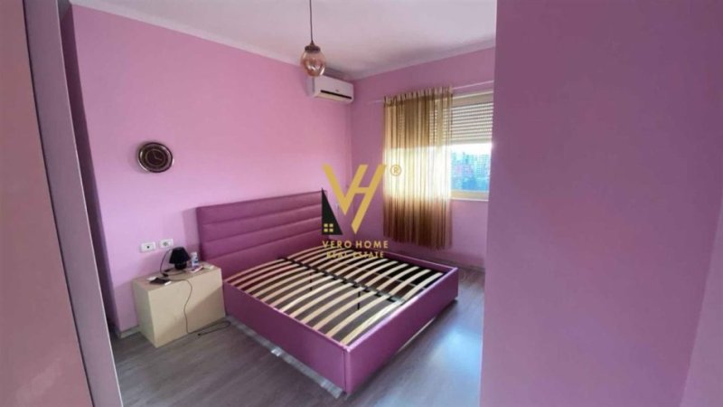 Tirane, shitet apartament 2+1+Ballkon Kati 10, 104 m² 280.000 € (KOMPLEKSI PANORAMA)