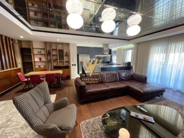 Tirane, jepet me qera apartament 3+1+A+BLK 200 m² 1.500 Euro (kopshti botanik)