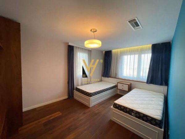 Tirane, jepet me qera apartament 3+1+A+BLK 200 m² 1.500 Euro (kopshti botanik)