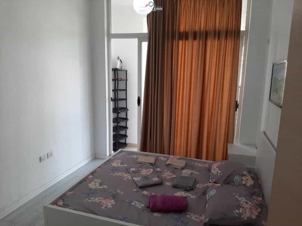 Tirane, jepet me qera apartament 1+1+Ballkon Kati 6, 60 m² 650 € (komuna e parisit)