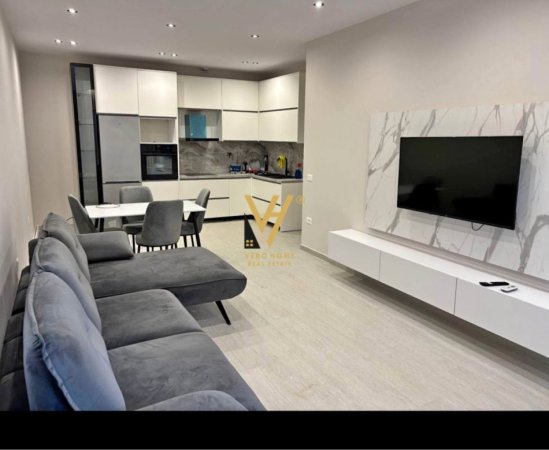 Tirane, jepet me qera apartament 1+1+Ballkon Kati 1, 75 m² 420 € (FRESK)