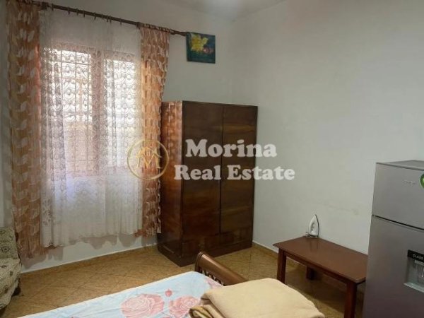 Tirane, jepet me qera shtepi 1+1 Kati 1, 50 m² 250 € (Siri Kodra)