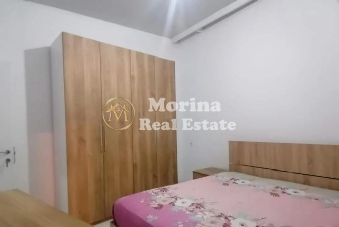 Tirane, jepet me qera shtepi 1+1 Kati 2, 70 m² 300 € (Qytet Studenti)