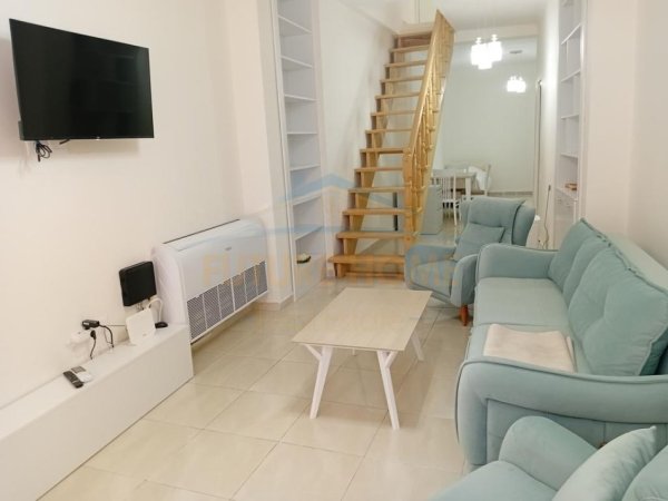 Tirane, jepet me qera apartament duplex Dublex Kati 1, 75 m² 600 € (Selvia), OPP50967