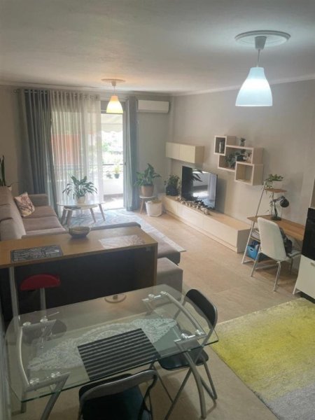 Tirane, shes apartament 2+1 Kati 3, 110 m² 215.000 € (LIQENI I THATE)