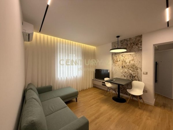 Tirane, jepet me qera apartament 1+1 Kati 1, 80 m² 500 € (harry fultz)