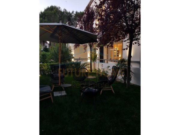 Durres, shitet 3 Katshe , 750.000 € (ura 1, Gjiri i Lalëzit.)