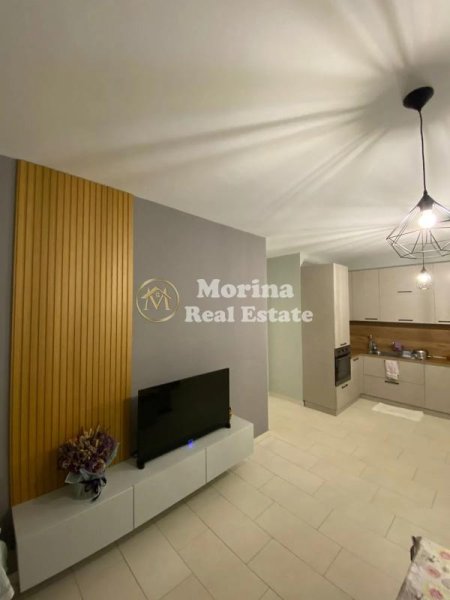 Tirane, jepet me qera apartament 2+1 Kati 7, 95 m² 600 € (5 Maji)