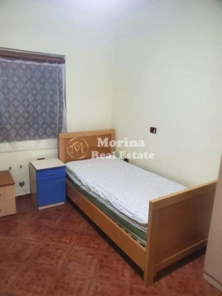 Tirane, jepet me qera apartament 2+1 Kati 2, 115 m² 400 € (Rruga 5 Maji)