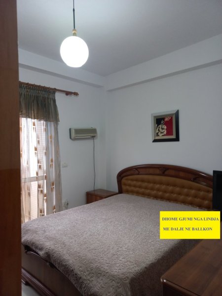 Tirane,Me Qera,për herë të parë, Apartament bollshëm, cilësor,mobilje e paisje të reja,tip 3+1,me 2-ballkon,kat 5,pallat 7-kate,sip.140m²,Qera 600€/muaj, në rr.Bardhyl, brenda unazës,50m rr.Dibrës/ kryqëzim Farmaci nr.10 / QSUT, ngjitur Njësin Administrative nr.4, në unazë, 5min këmb qendra Tiranës.