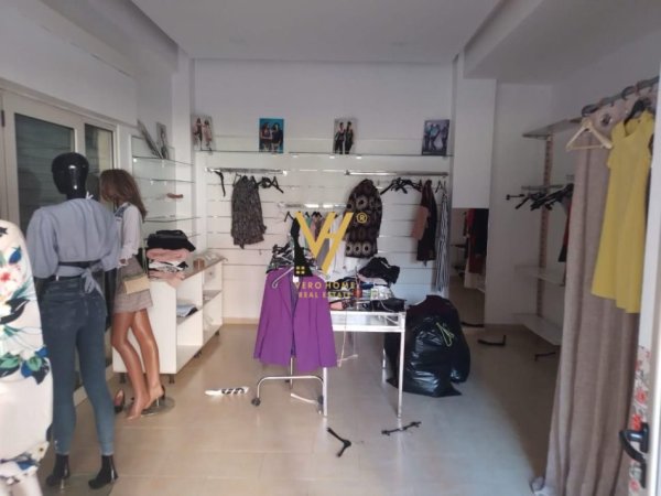 Vlore, shitet dyqan Kati 0, 30 m² 62.000 € (VLORE)
