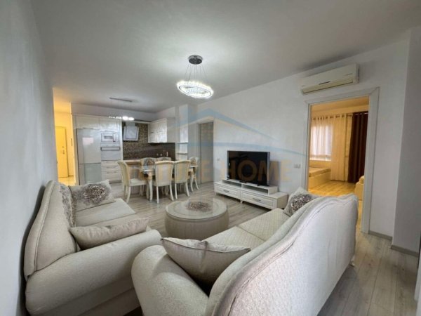 Shitet, Apartament 2+1+Post Parkimi, Zogu i Zi, Tirane   248.000 € (rruga dritan hoxha )   UNA49755