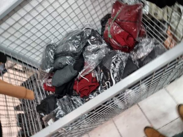 Tirane, Shiten kosha hekuri me rrjete te zinguar qe nuk ndryshken kurre