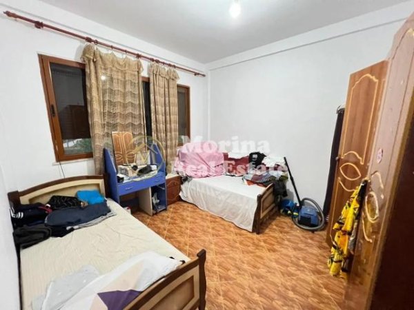 Tirane, jepet me qera shtepi 2 Katshe Kati 0, 500 m² 1.500 € (Ali Demi)