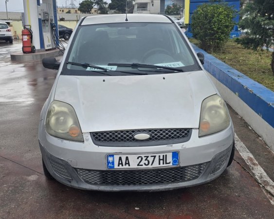 Sarande, shitur makine Ford fiesta Benzin+Gaz, gri metalizato manuale Kondicioner 280.009 km 1.250 €