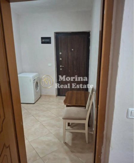 Tirane, jepet me qera apartament 1+1+Ballkon Kati 1, 60 m² 400 € (Rruga e Dibres-Medreseja)