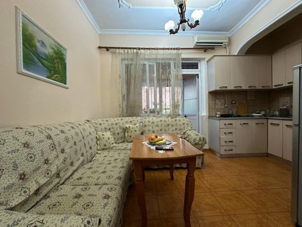 Shitet, Apartament 1+1, Tirana e Re