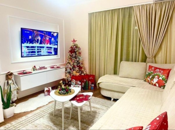 Tirane, shes 3+1 Kati 1, 127 m² 250.000 € (5 maji)