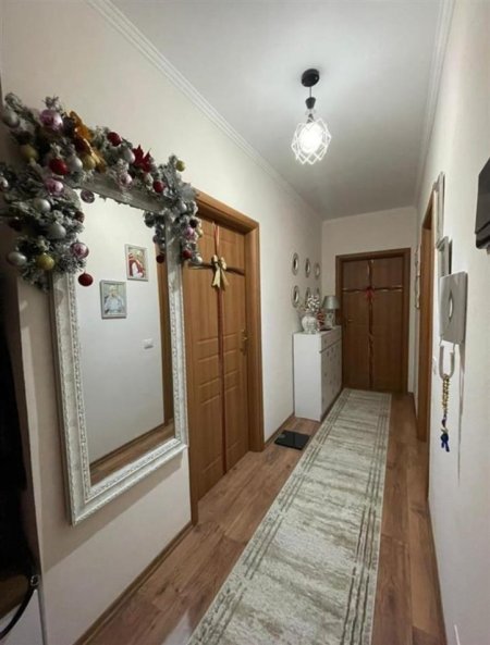 Tirane, shes 3+1 Kati 1, 127 m² 250.000 € (5 maji)