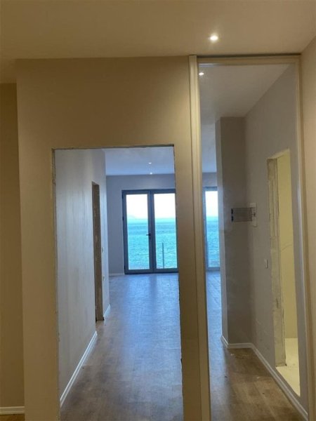 Shqiperi, shes apartament 2+1 Kati 1, 120 m² 150.000 € (vlore)