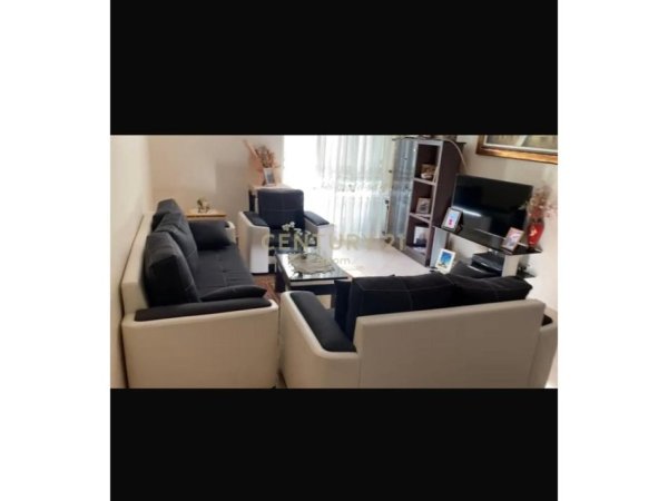 Tirane, jap me qera apartament 1+1 , 81 m² 500 € (Kodra e Diellit)