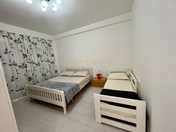 Tirane, jap me qera apartament 1+1 , 71 m² 450 € (Selite)