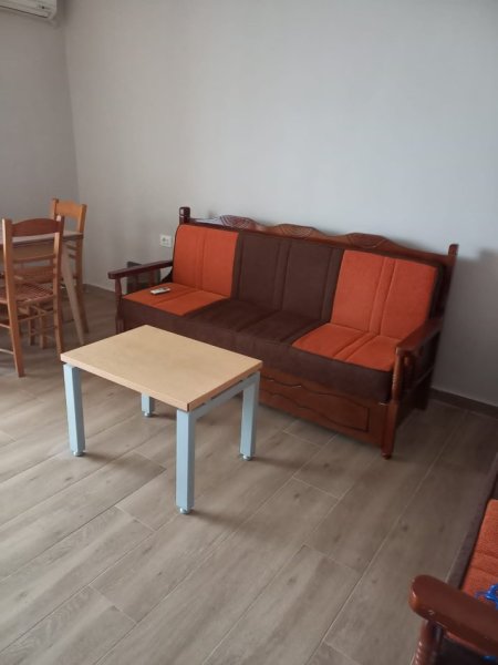 Tirane, jepet me qera apartament 2+1 Kati 4, 65 m² 550 € (rruga Mine Peza)