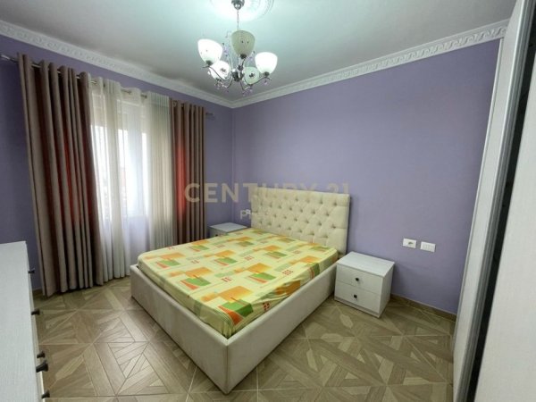 Tirane, jepet me qera apartament 1+1 Kati 6, 74 m² 500 € (Vilat Gjermane Tirane)