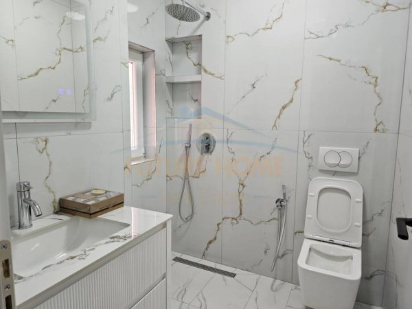 Qera, Apartament 2+1+2, Rruga e Dibres, Tiranë.