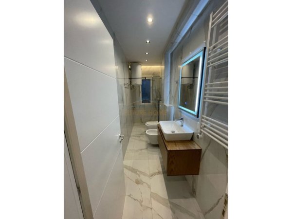 Qera, Apartament 2+1+2+Post Parkimi, Kodra e Diellit, Tirane