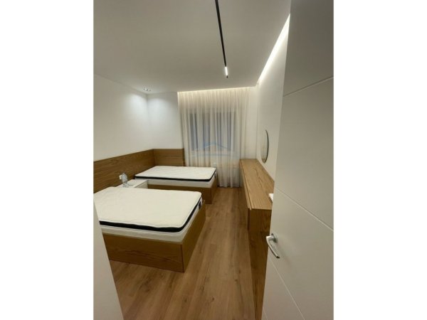 Qera, Apartament 2+1+2+Post Parkimi, Kodra e Diellit, Tirane