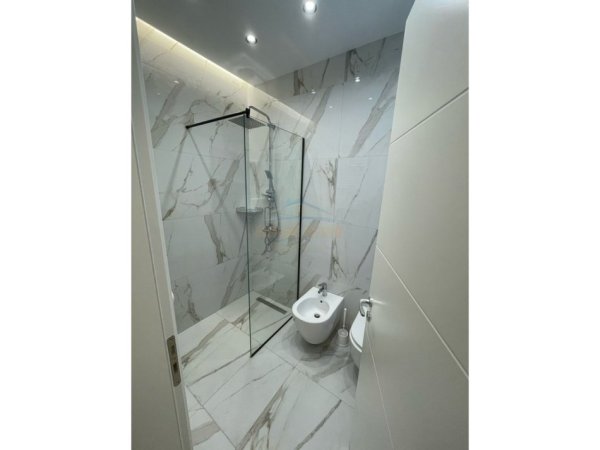 Qera, Apartament 2+1+2+Post Parkimi, Kodra e Diellit, Tirane