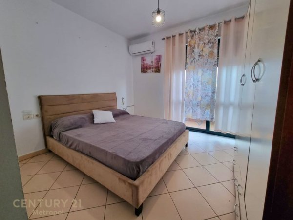Tirane, jepet me qera apartament 2+1 Kati 6, 550 €/muaj (Rruga Kavajës)