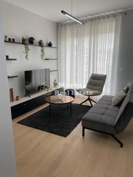 Tirane, jepet me qera apartament 2+1+Ballkon Kati 7, 117 m² 1.000 € (Ali Demi)