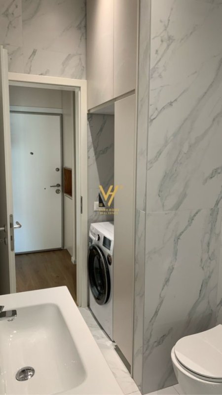 Tirane, jepet me qera apartament 1+1+Ballkon Kati 6, 50 m² 450 € (ALI DEM)